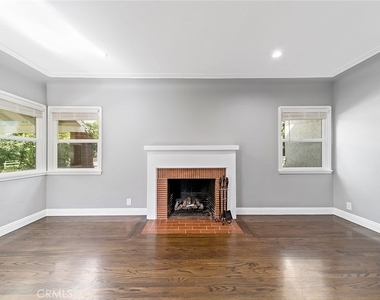 348 W Spazier Avenue - Photo Thumbnail 5