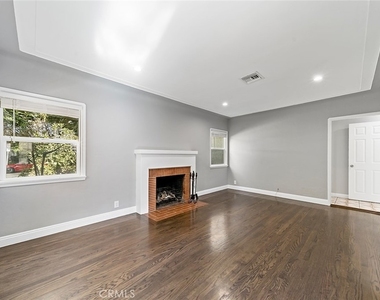 348 W Spazier Avenue - Photo Thumbnail 7