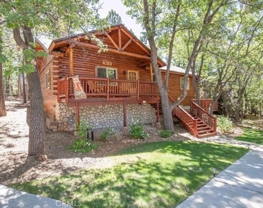 1793 Columbine Drive - Photo Thumbnail 2