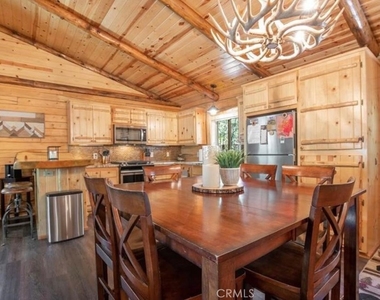1793 Columbine Drive - Photo Thumbnail 13
