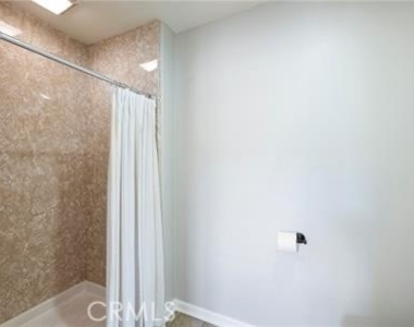 4432 Owens Street - Photo Thumbnail 34