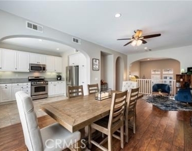 4432 Owens Street - Photo Thumbnail 12