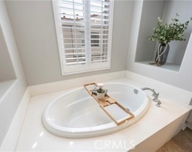 4432 Owens Street - Photo Thumbnail 33