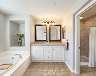 4432 Owens Street - Photo Thumbnail 31