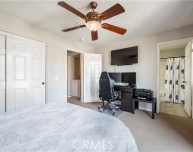 4432 Owens Street - Photo Thumbnail 26
