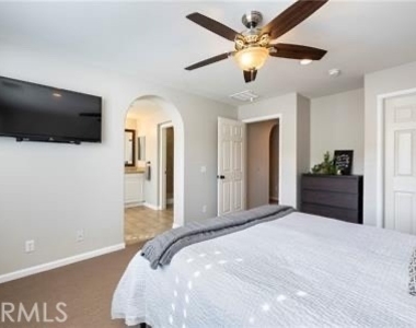 4432 Owens Street - Photo Thumbnail 30