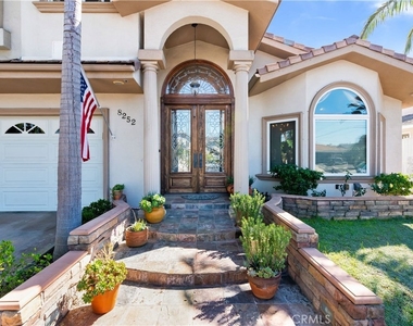 8252 Dancy Circle - Photo Thumbnail 2