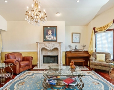 8252 Dancy Circle - Photo Thumbnail 4