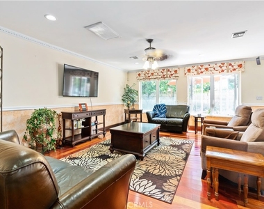 8252 Dancy Circle - Photo Thumbnail 10