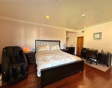 11989 Laurelwood Drive - Photo Thumbnail 29