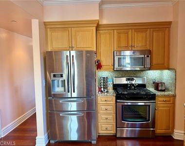 11989 Laurelwood Drive - Photo Thumbnail 13