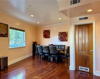 11989 Laurelwood Drive - Photo Thumbnail 6