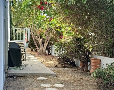 11989 Laurelwood Drive - Photo Thumbnail 35
