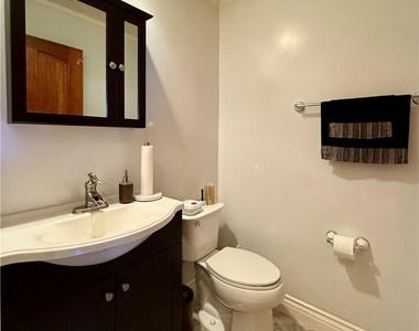 11989 Laurelwood Drive - Photo Thumbnail 17
