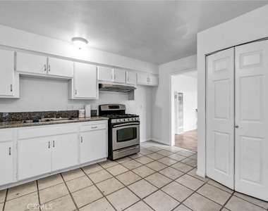 9436 Ramona Avenue - Photo Thumbnail 6