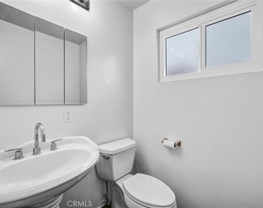 9436 Ramona Avenue - Photo Thumbnail 15