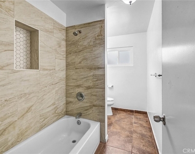 9436 Ramona Avenue - Photo Thumbnail 14