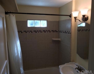 8545 Lemon Avenue - Photo Thumbnail 5