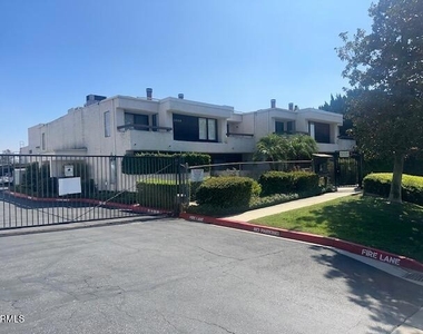 2680 Lake Avenue - Photo Thumbnail 36