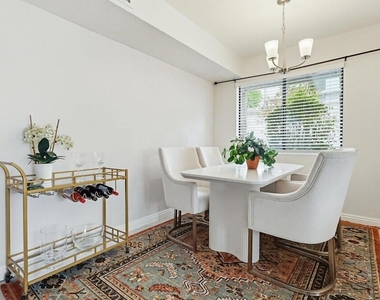 2680 Lake Avenue - Photo Thumbnail 7