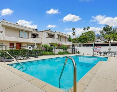 2680 Lake Avenue - Photo Thumbnail 30