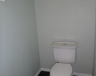 770 W Altadena Drive - Photo Thumbnail 9