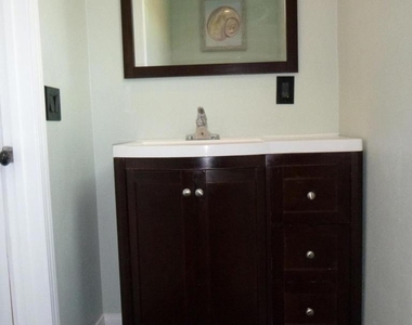 770 W Altadena Drive - Photo Thumbnail 8