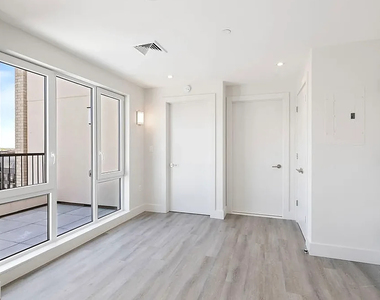 2605 Snyder Ave 11226 - Photo Thumbnail 2