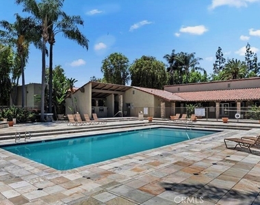 1345 Cabrillo Park - Photo Thumbnail 7