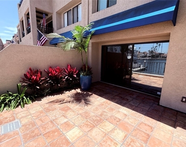 3207 Moritz - Photo Thumbnail 23