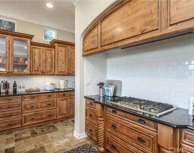 16 Pegasus Dr. - Photo Thumbnail 10