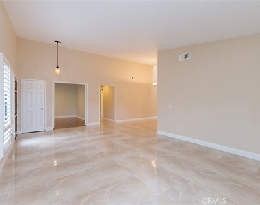 25666 Seaside Drive - Photo Thumbnail 5