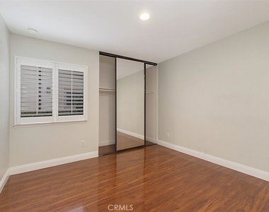 25666 Seaside Drive - Photo Thumbnail 8