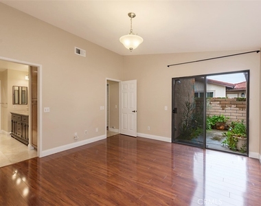 25666 Seaside Drive - Photo Thumbnail 6