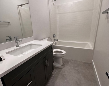 35525 Cortesia Way - Photo Thumbnail 4