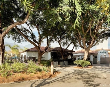 4 Pinzon - Photo Thumbnail 27