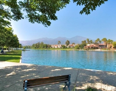 4 Pinzon - Photo Thumbnail 25
