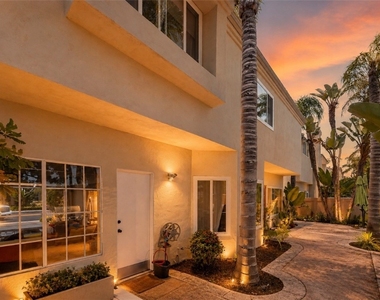 3142 Corte Hermosa - Photo Thumbnail 13
