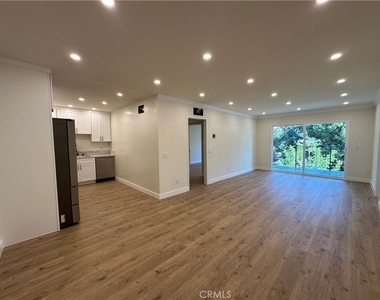 500 Jackson Place - Photo Thumbnail 9