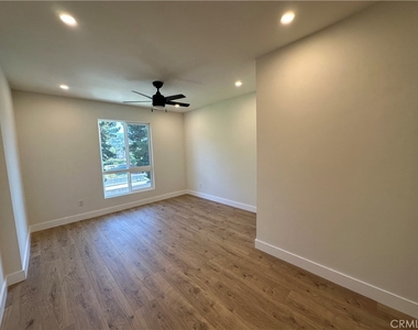 500 Jackson Place - Photo Thumbnail 1