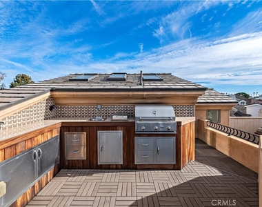 432 Acacia Avenue - Photo Thumbnail 23