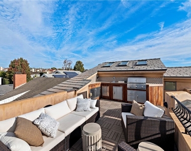 432 Acacia Avenue - Photo Thumbnail 22