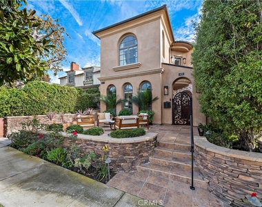 432 Acacia Avenue - Photo Thumbnail 2