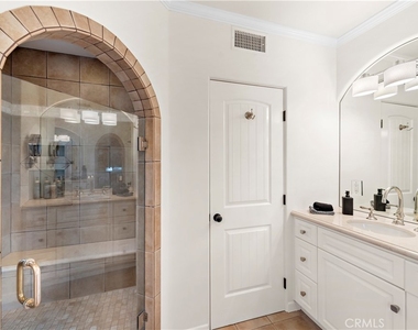 432 Acacia Avenue - Photo Thumbnail 15