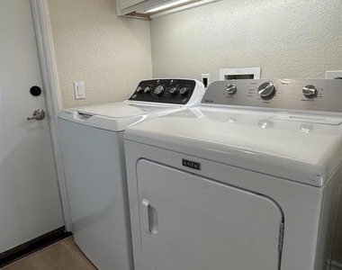 1813 Orchard Wood Road - Photo Thumbnail 23