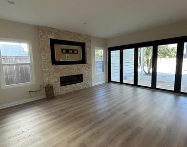 1813 Orchard Wood Road - Photo Thumbnail 4