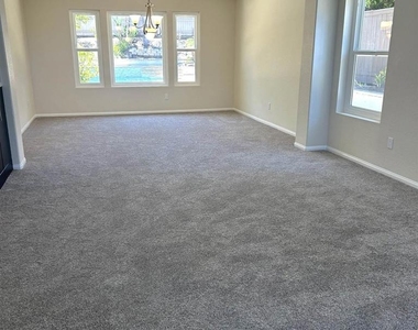 1813 Orchard Wood Road - Photo Thumbnail 7