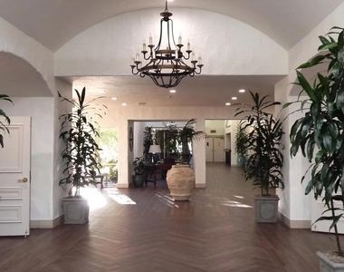 4835 Galicia Way - Photo Thumbnail 6