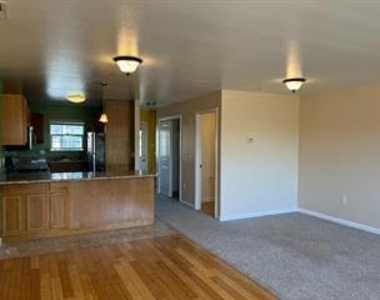 2286 Palmetto Avenue - Photo Thumbnail 2