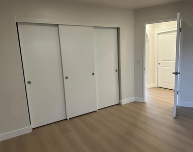 1 Pacific Avenue - Photo Thumbnail 9